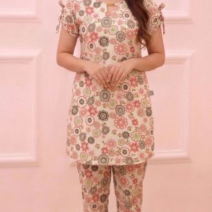 মেয়েদের টি-শার্ট====12