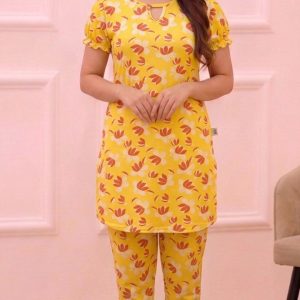 মেয়েদের টি-শার্ট==15