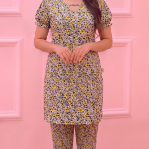 মেয়েদের টি-শার্ট===20