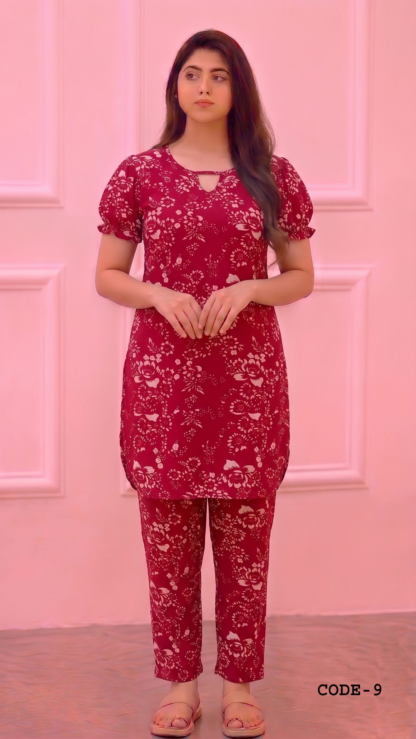 মেয়েদের টি-শার্ট==09